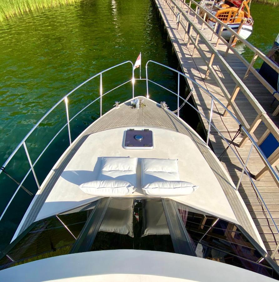 Luxusurlaub Auf Der Amavida Yacht / Scharmuetzelsee Bad Saarow Exterior photo